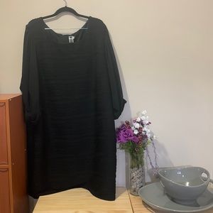 Black long sleeve dress